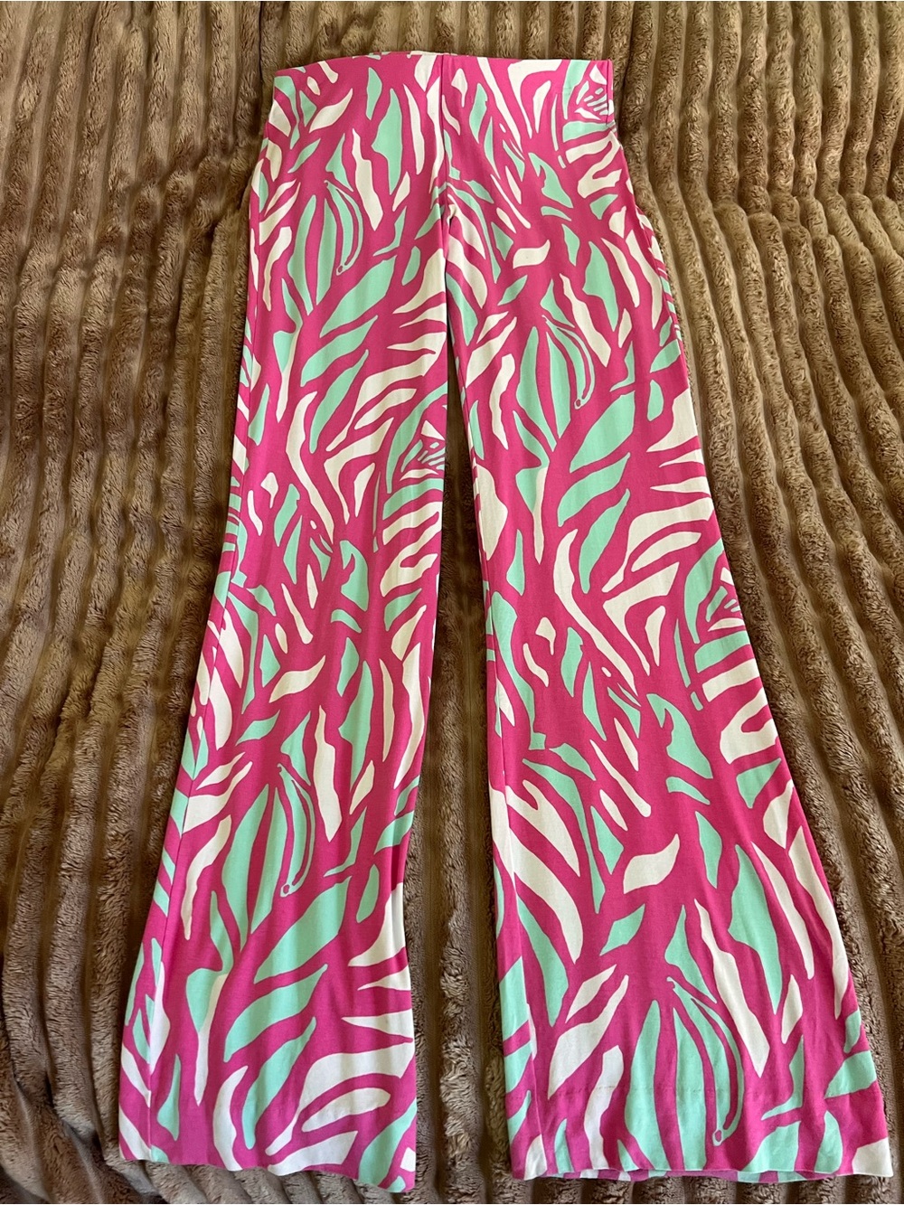 Lilly Pulitzer Soft Pink, Mint & White Palazzo Leggings. Size M - Picture 5 of 9